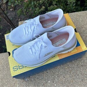 Skechers Women’s White w/Silver accents Hands-Free Slip-Ins
